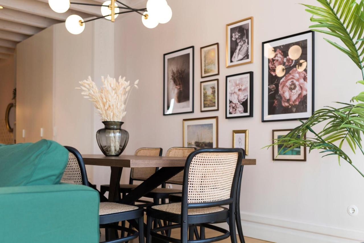 Mouzinho Luxury 3BR Flat l 5 min Walk to Ribeira by Lovelystay Porto Exterior foto